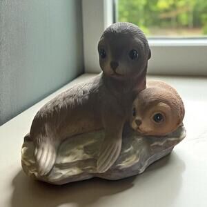 Masterpiece Porcelain Two Seal Pups Figurine 1981 Vintage Homco Retired